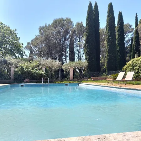 Maison En Provence Avec Jardin, Piscine, Terrasse, Climatisation Villa